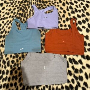 Selling a 4 Nike bras